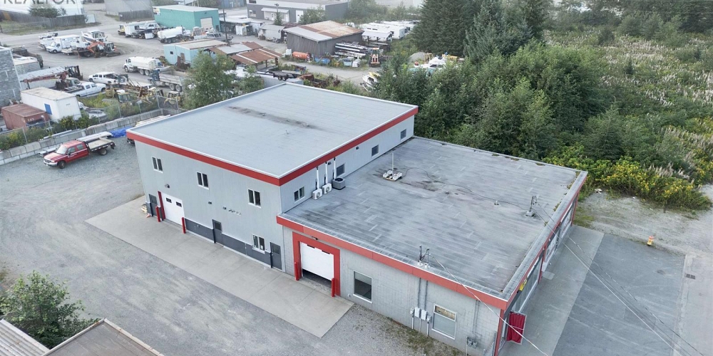 A&B 724 COMMERCIAL AVENUE Kitimat Photo 9 A&B 724 COMMERCIAL AVENUE Kitimat Photo 9